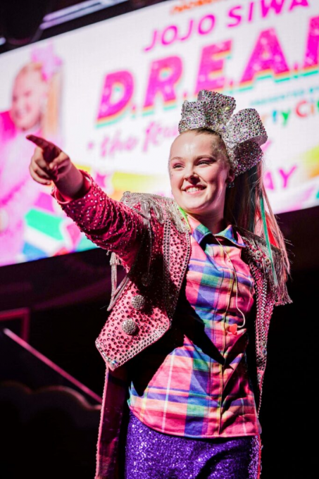 JoJo Siwa at Toyota Center